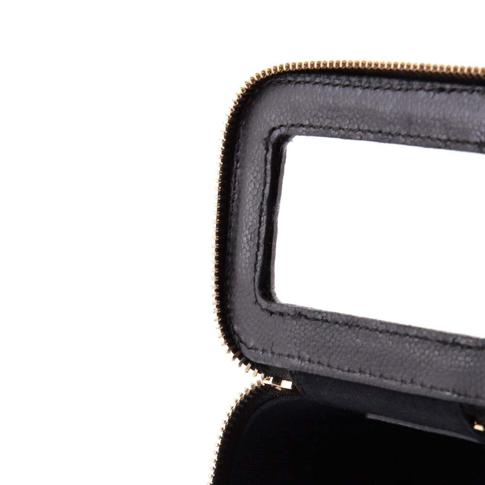 Chanel Tiny Cc Link Vanity Case With #205285C34B - Picture 7 of 8